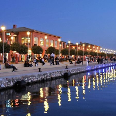 Seaside Apartment In Flisvos Marina Athen Exterior foto