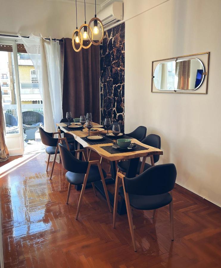 Seaside Apartment In Flisvos Marina Athen Exterior foto